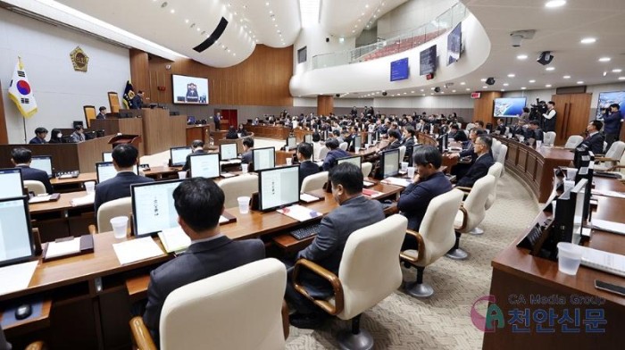 [기획] 총선 앞둔 정치판, ‘희생양’ 전락한 충남학생인권조례